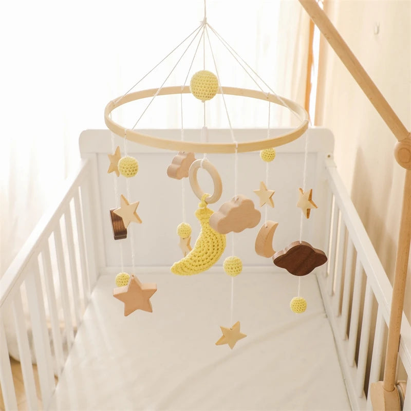 Baby Crib Mobile Wooden Bed Bell Rattle Toy Soft Felt Hot Air Balloon Wind Chime Pendant Newborn Comfort Bed Bell Toys Baby Gift