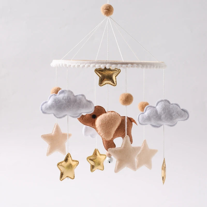 Baby Crib Mobile Wooden Bed Bell Rattle Toy Soft Felt Hot Air Balloon Wind Chime Pendant Newborn Comfort Bed Bell Toys Baby Gift